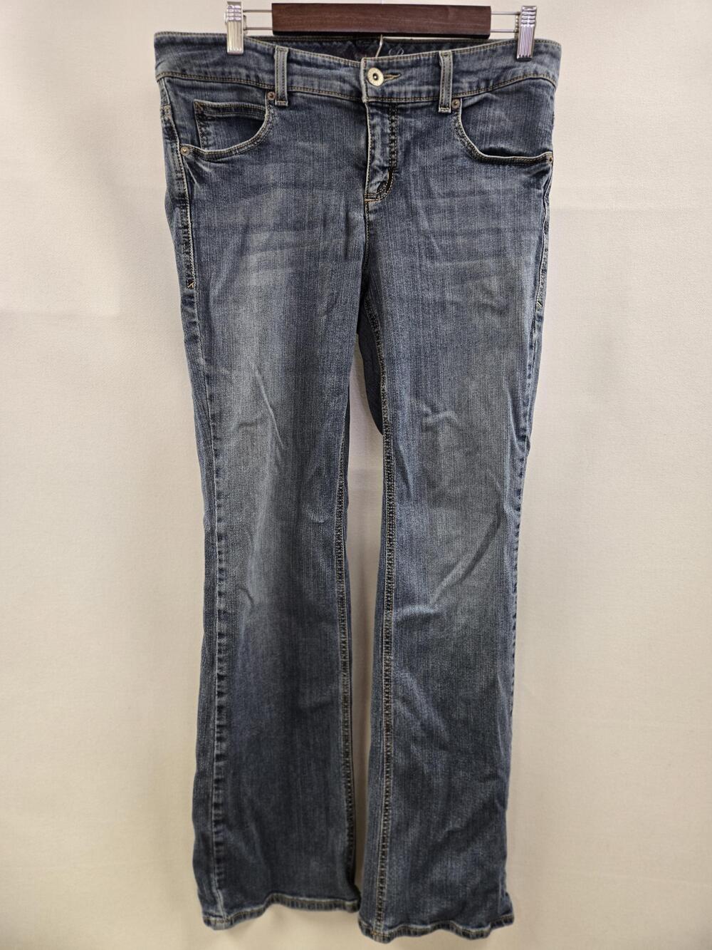 Tommy Hilfiger Jeans Womens 12R Medium Wash Bootcut Freedom Boot Stretch Denim